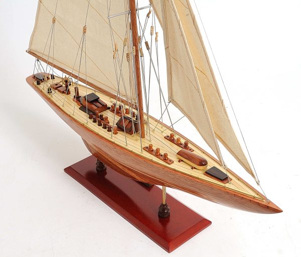 America s Cup 1933 Endeavor J Class Sailboat Small Wood Model Yacht Supply