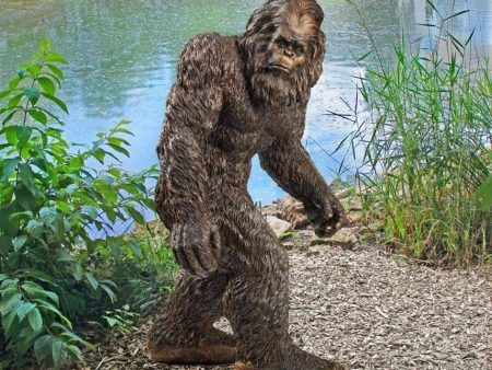 Bigfoot Yeti Tree Garden Sculpture Fashion